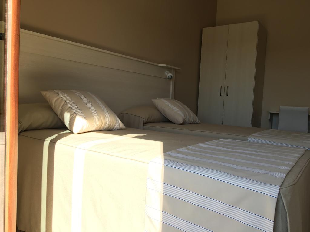 Hostal Los Encinares Вильянуэва-де-Кордова Экстерьер фото